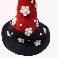 Round Long Tail Felt Hat