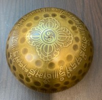 Bajra with Carving Singing Bowl